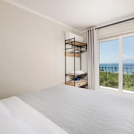 דירה Restia Tower