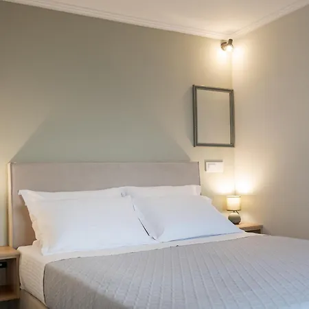 Restia Tower * Tragaki